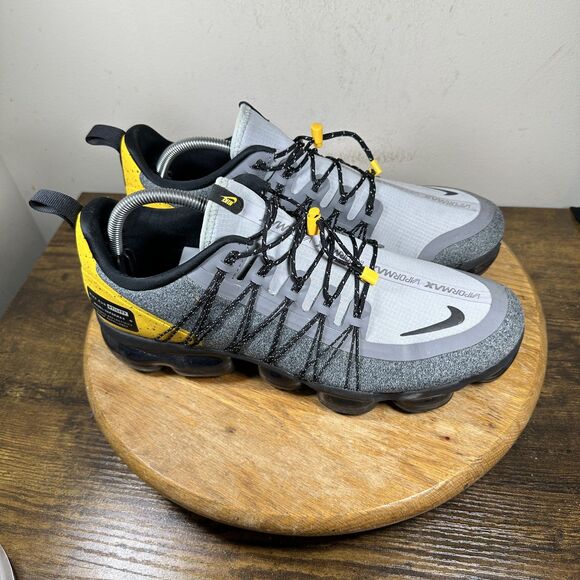 Nike Air Vapormax 2019 Utility Shoes Mens Size 11 Running AQ8810-010 Sneakers - Picture 1 of 8